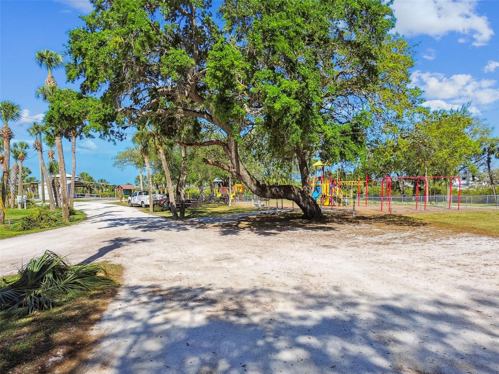 MARTHAS VINEYARD - Residential