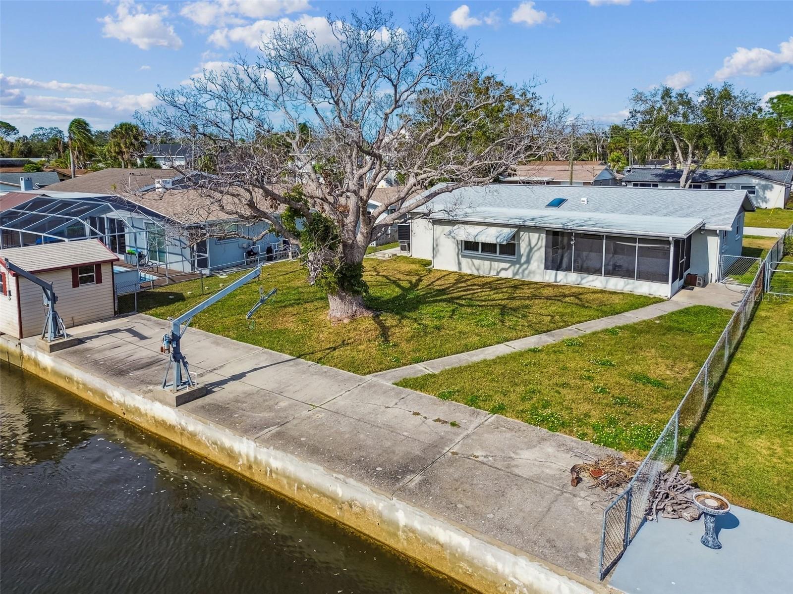 MARTHAS VINEYARD - Residential