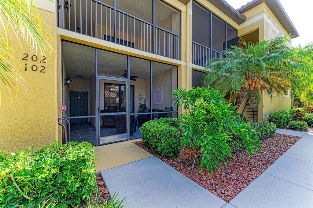 Photo of 7305 River Hammock Drive #102, Bradenton, FL 34212 (MLS # A4699066)
