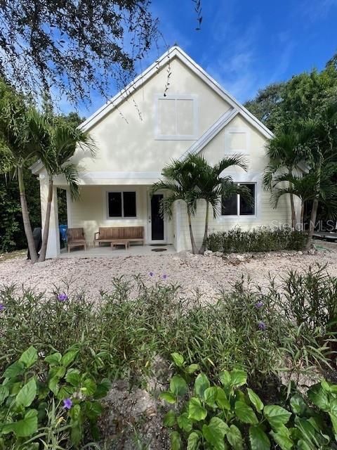 143 N HAMMOCK ROAD ISLAMORADA FL 33036