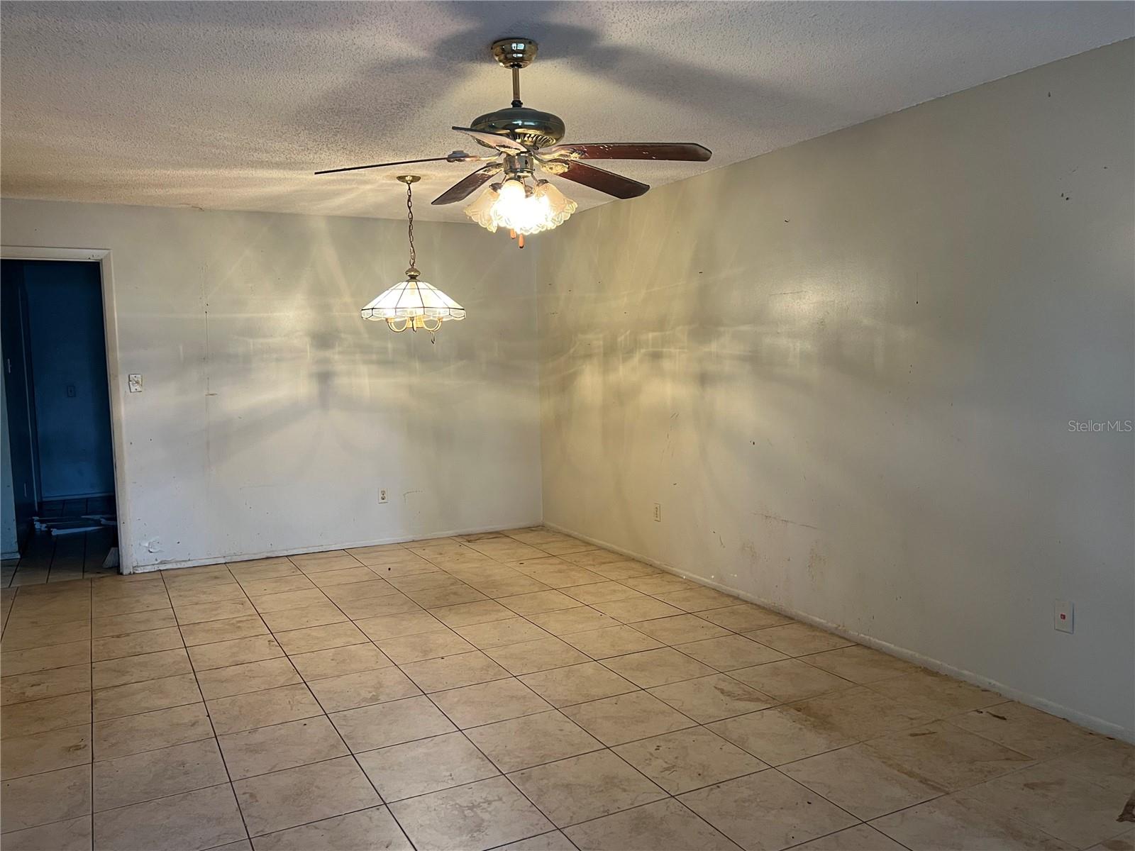 QUAIL HOLLOW AT RIO PINAR - Residential