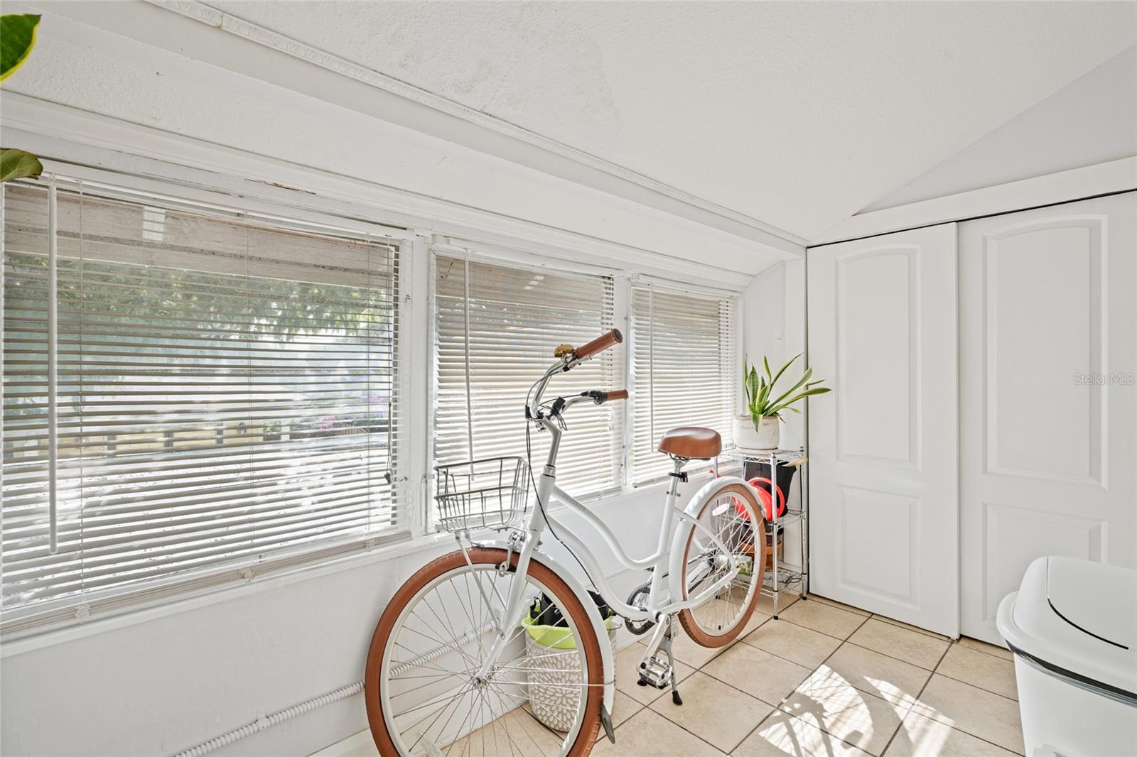 SPRING HILL REV - Residential