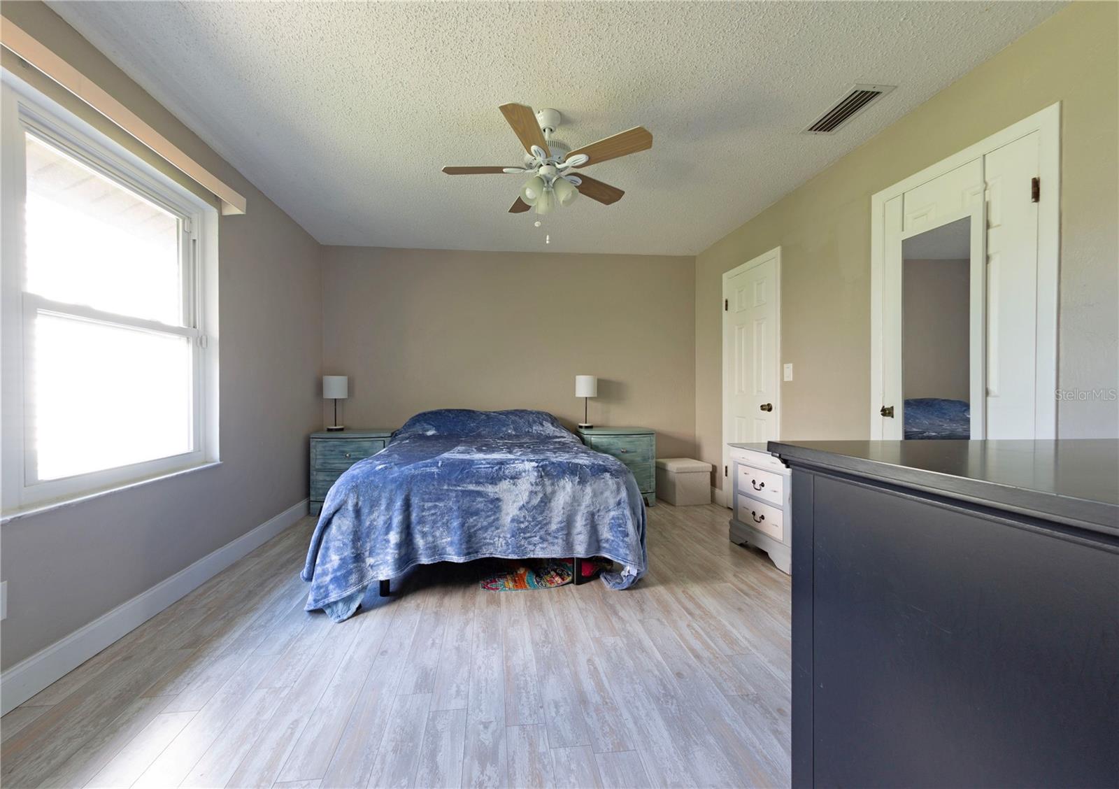 PERSIMMON PLACE CONDO - Residential