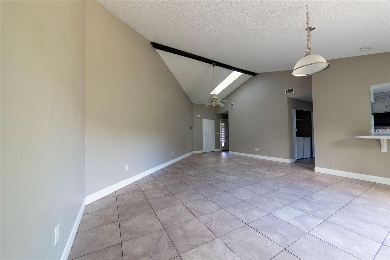 PERSIMMON PLACE CONDO - Residential