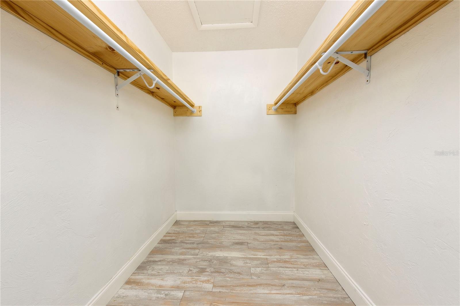 PERSIMMON PLACE CONDO - Residential