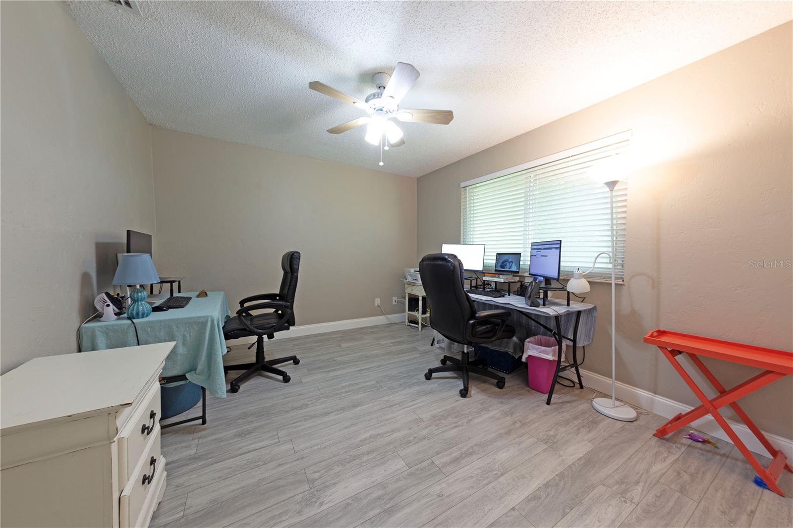 PERSIMMON PLACE CONDO - Residential