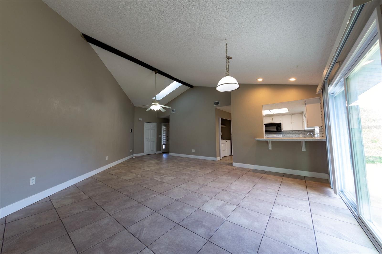 PERSIMMON PLACE CONDO - Residential