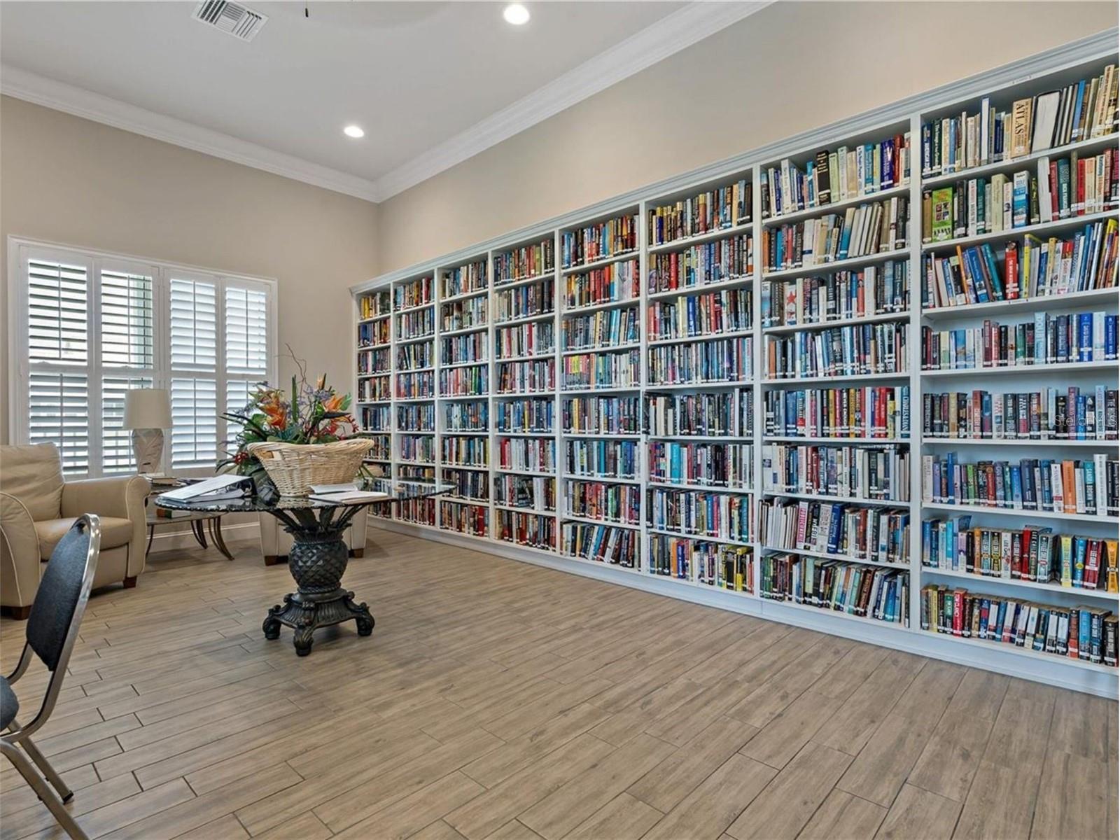 SAND PEBBLE POINTE CONDO 03 - Residential