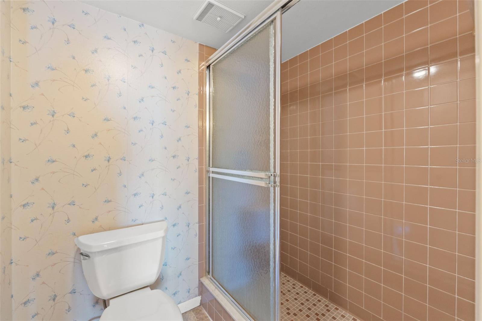 SAND PEBBLE POINTE CONDO 03 - Residential