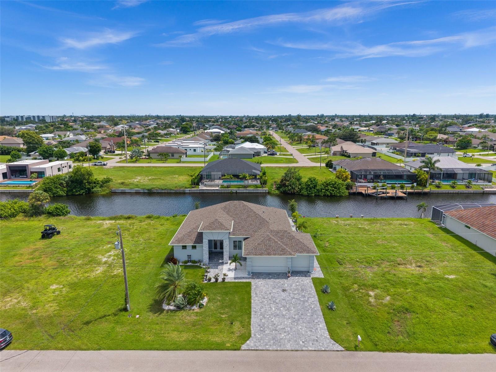 CAPE CORAL - Residential