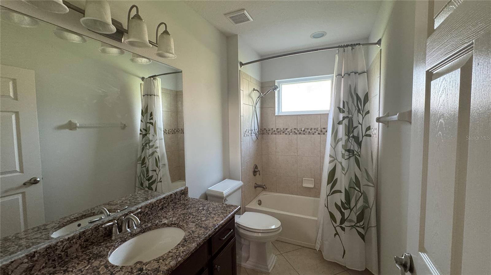 PALMA SOLA TRACE - Residential