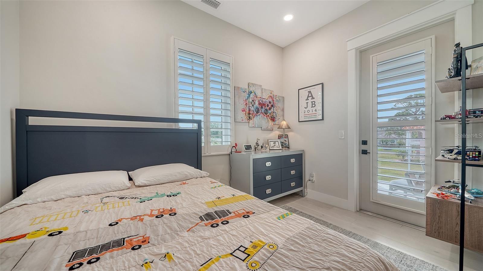 FLORENCE - Residential Lease