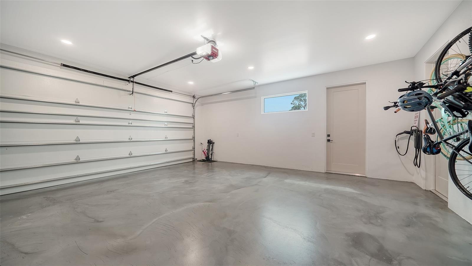 FLORENCE - Residential Lease