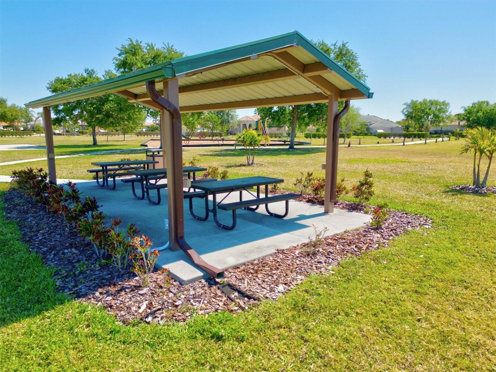 COUNTRY MEADOWS PH I - Residential