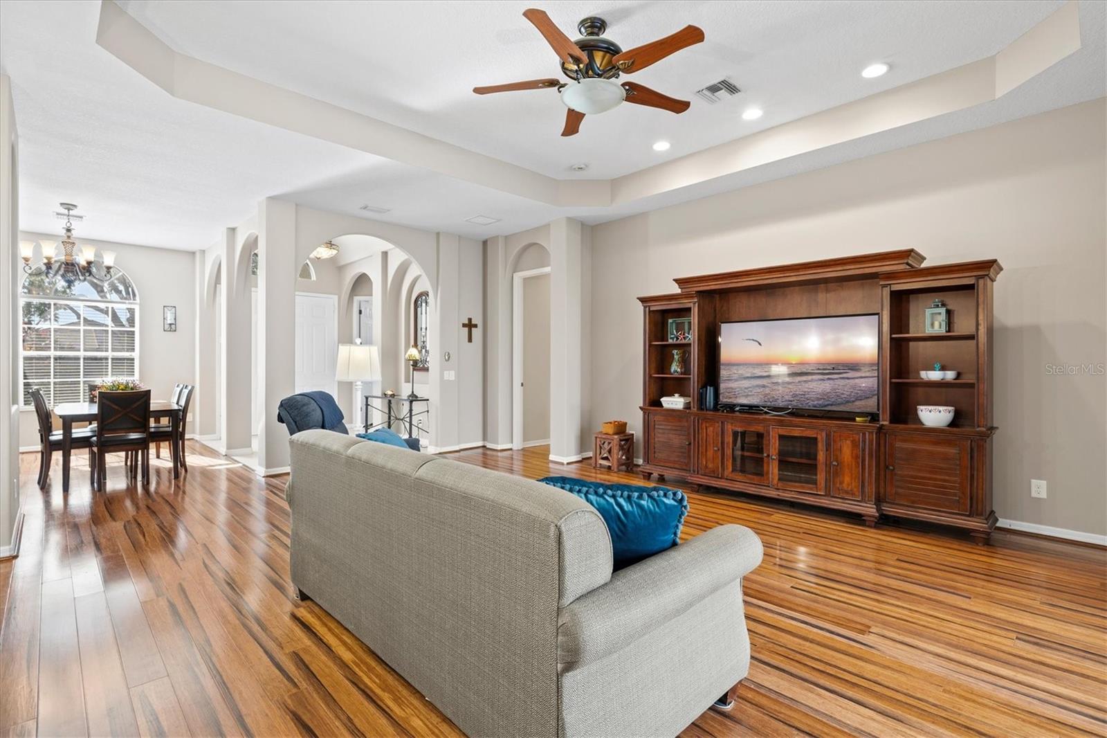 COUNTRY MEADOWS PH I - Residential