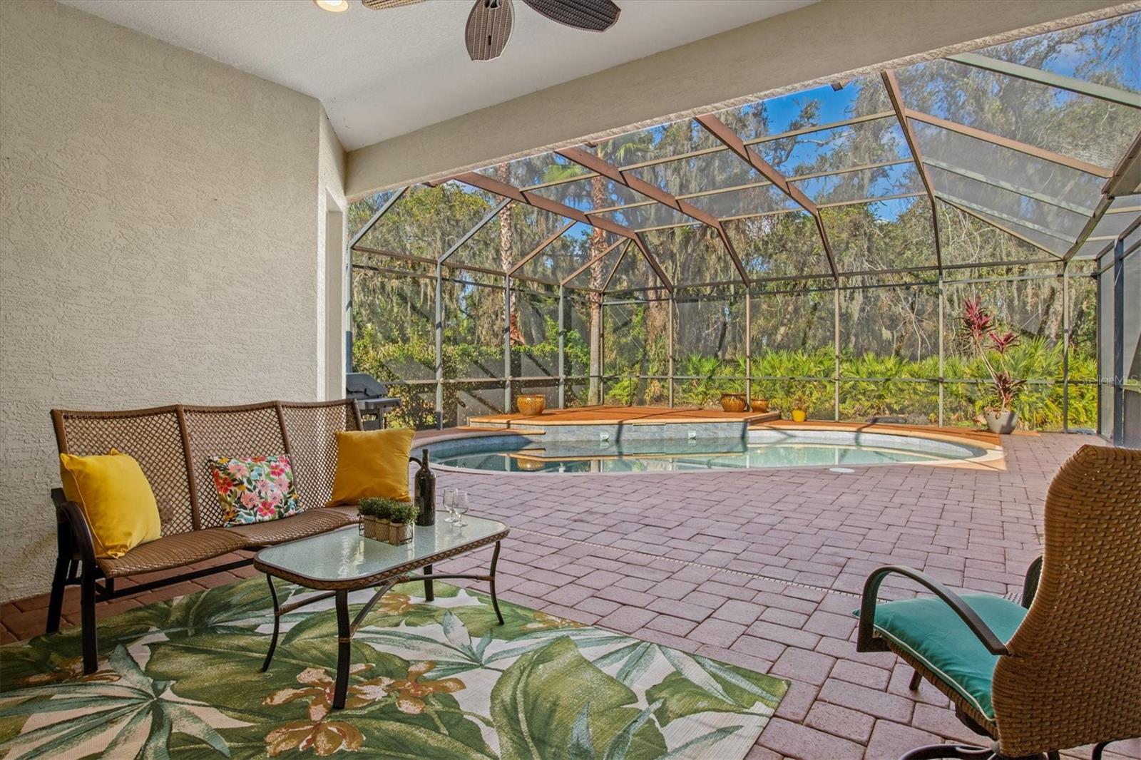 COUNTRY MEADOWS PH I - Residential