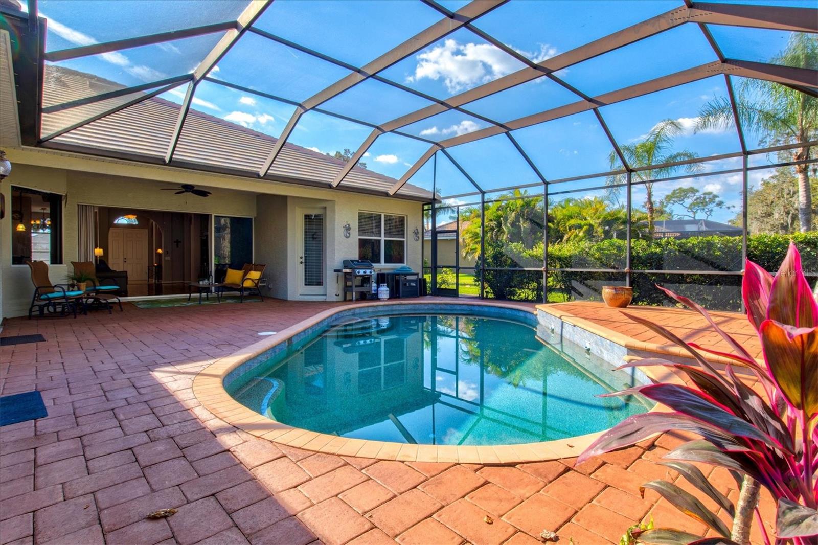 COUNTRY MEADOWS PH I - Residential