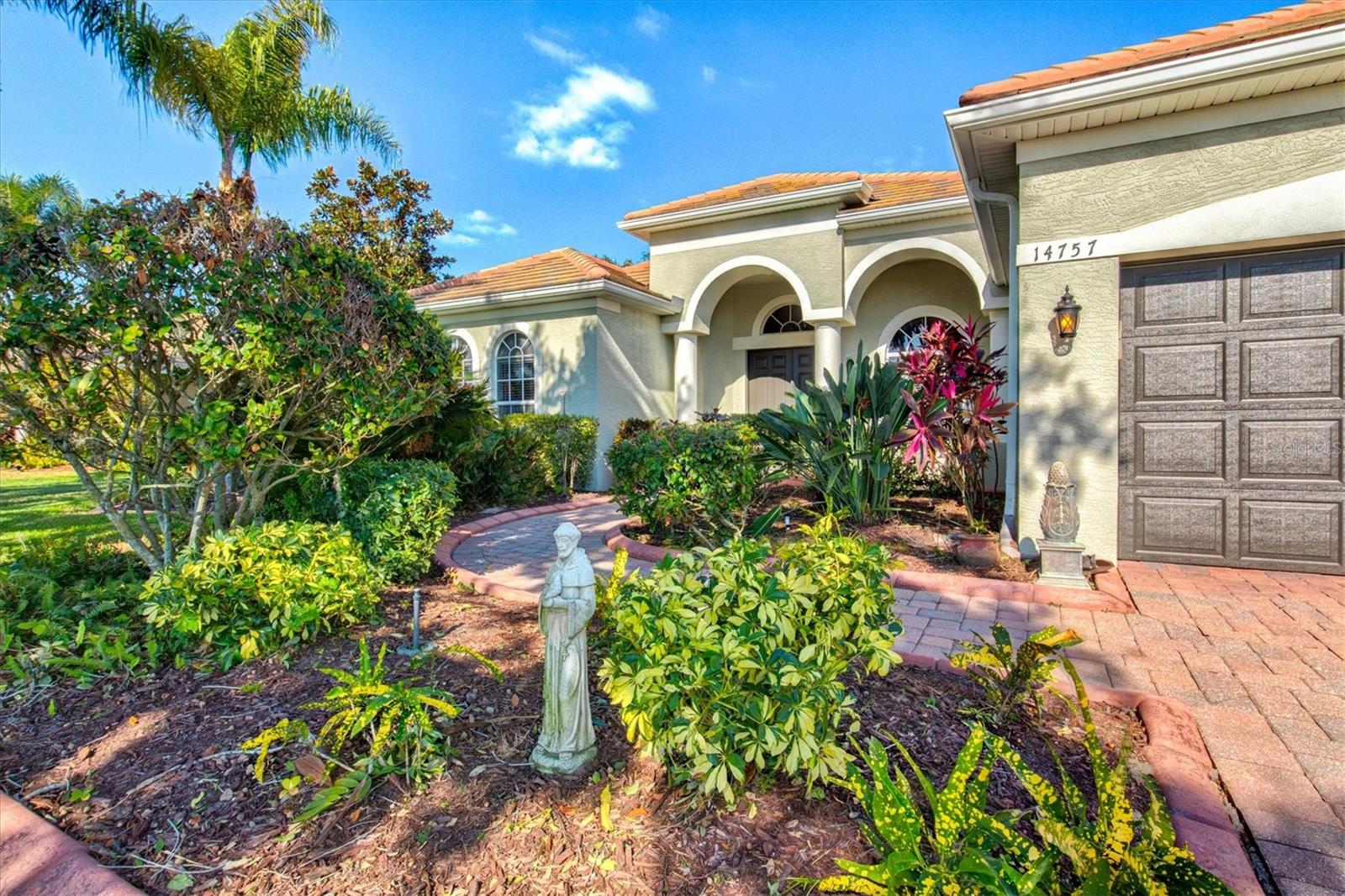 COUNTRY MEADOWS PH I - Residential