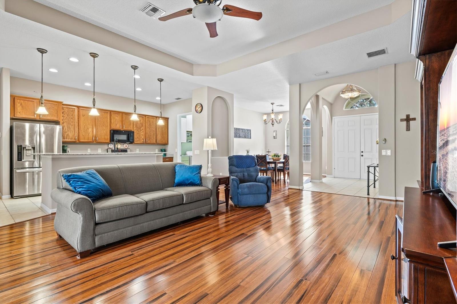 COUNTRY MEADOWS PH I - Residential