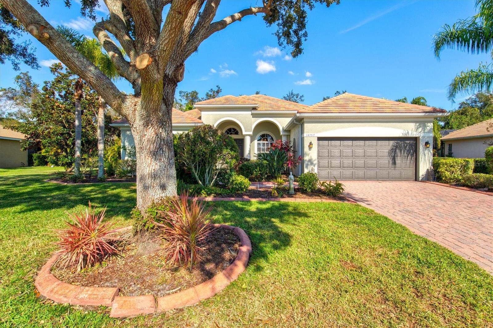 COUNTRY MEADOWS PH I - Residential