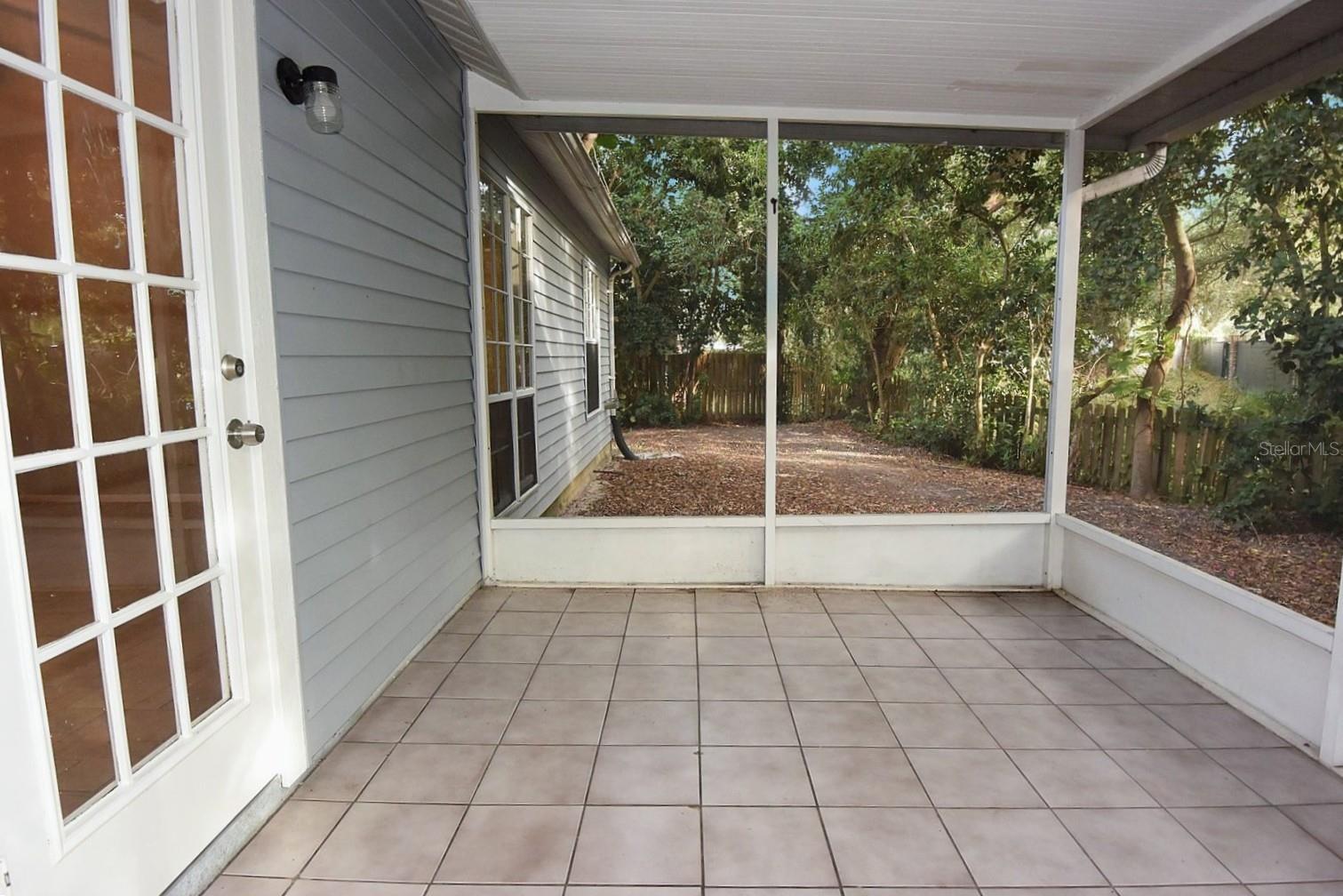 ROLLING OAKS - Residential