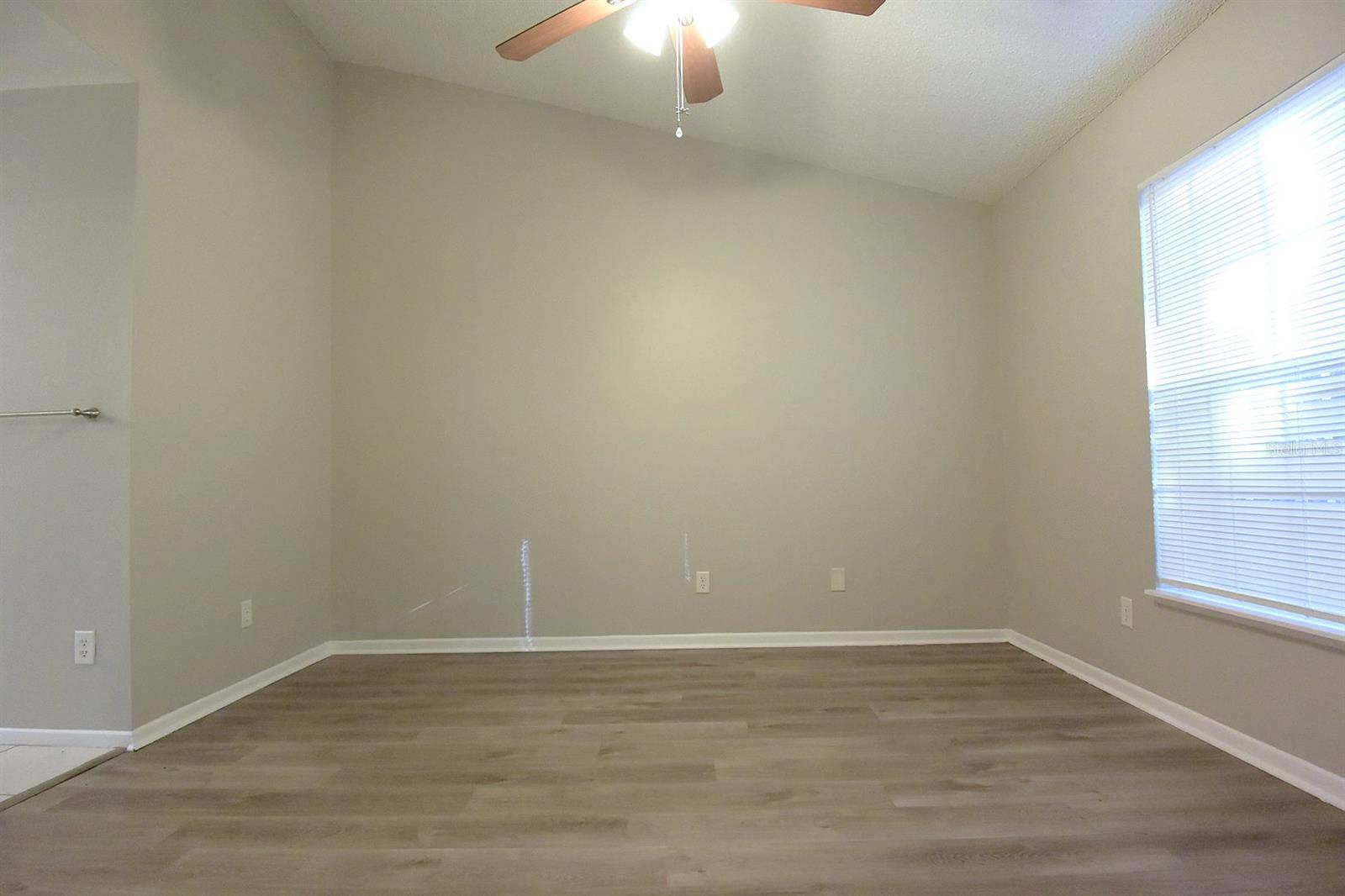 ROLLING OAKS - Residential