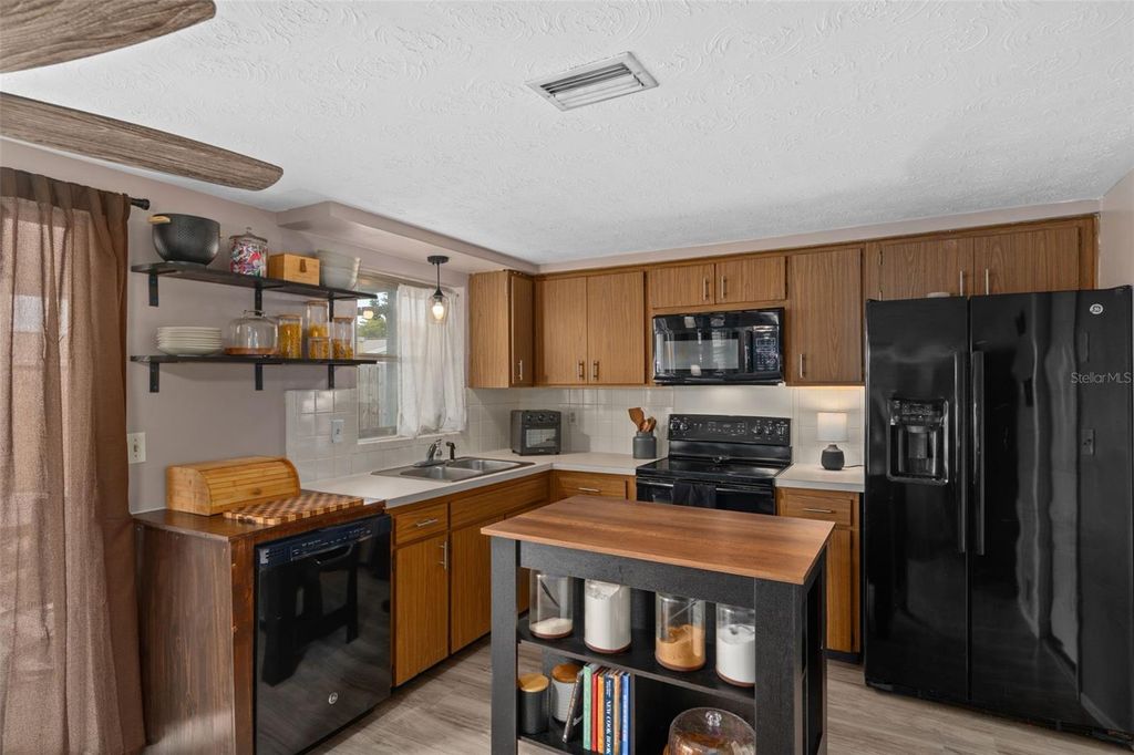 Photo of 3748 Redwood Drive, Holiday, FL 34691 (MLS # W7883324)