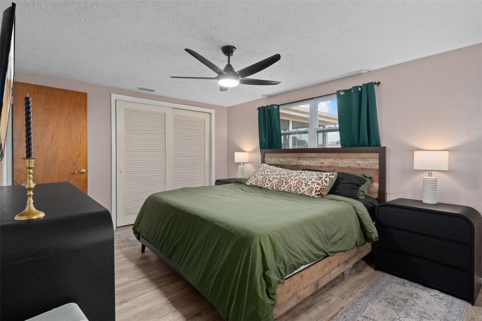 TAHITIAN HOMES - Residential