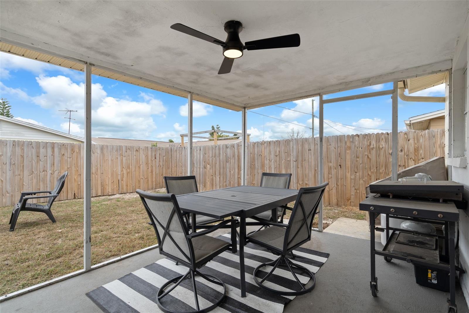 TAHITIAN HOMES - Residential