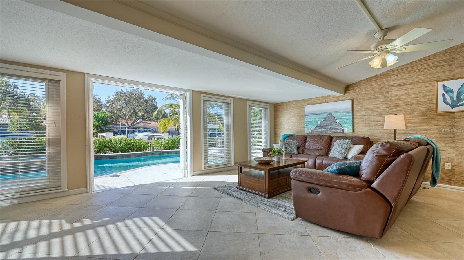 SIESTAS BAYSIDE WATERSIDE WEST - Residential