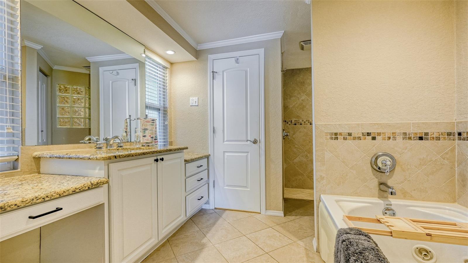 SIESTAS BAYSIDE WATERSIDE WEST - Residential