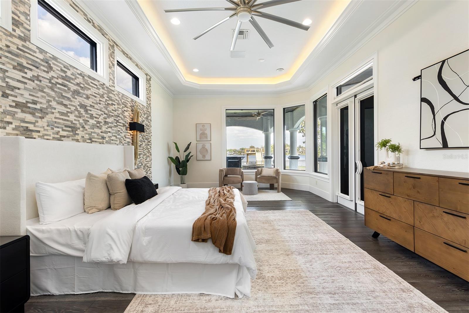 ALADAR ON LAKE BUTLER - Residential