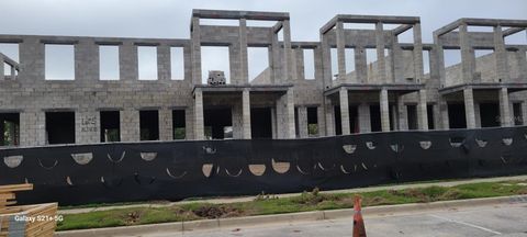 Photo of 7511 Northern Harrier Way #LUCIA, Reunion, FL 34747 (MLS # O6294103)