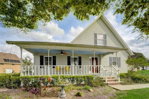 A home in MULBERRY