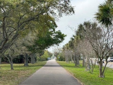 A home in PALM HARBOR