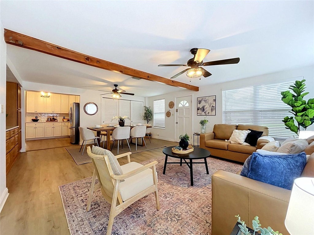 Photo of 611 W Henry Avenue, Tampa, FL 33604 (MLS # TB8555337)