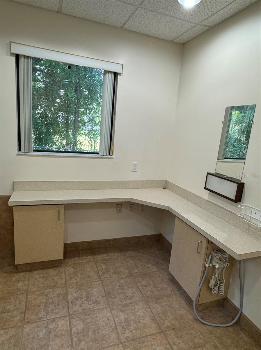 PINE GROVE PROFESSIONAL CENTER - Commercial Sale