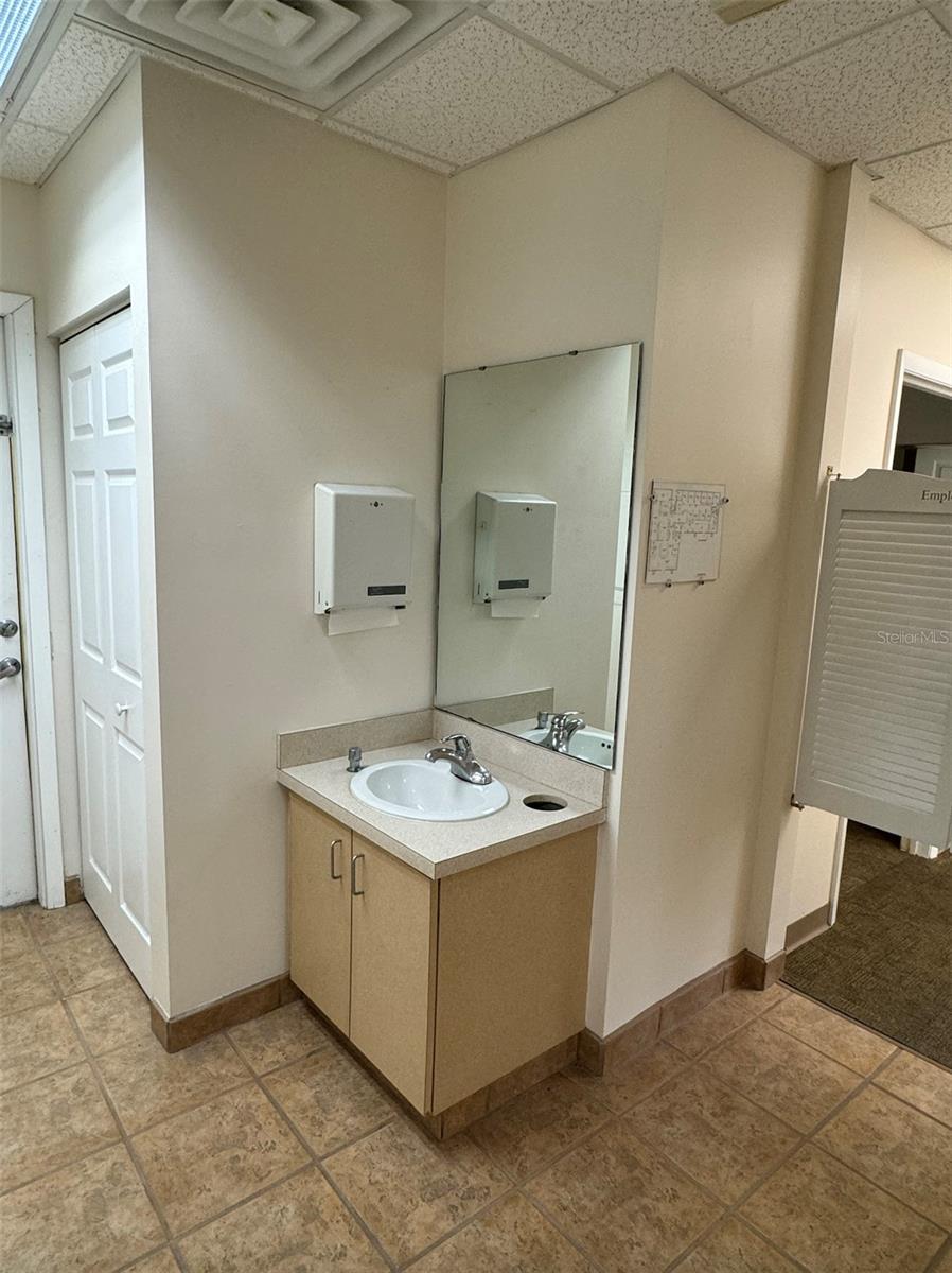 PINE GROVE PROFESSIONAL CENTER - Commercial Sale