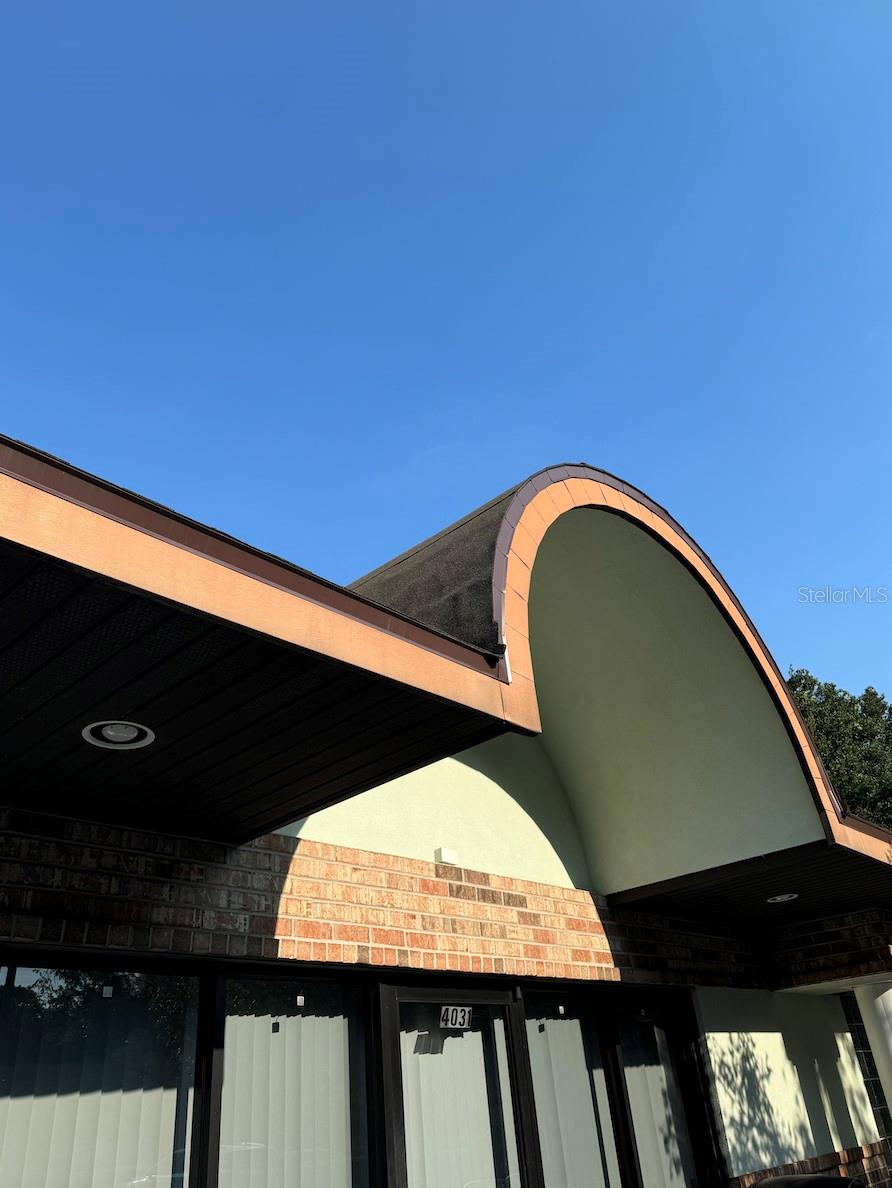 PINE GROVE PROFESSIONAL CENTER - Commercial Sale