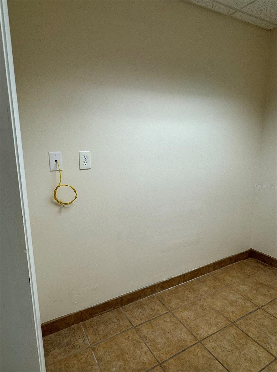 PINE GROVE PROFESSIONAL CENTER - Commercial Sale