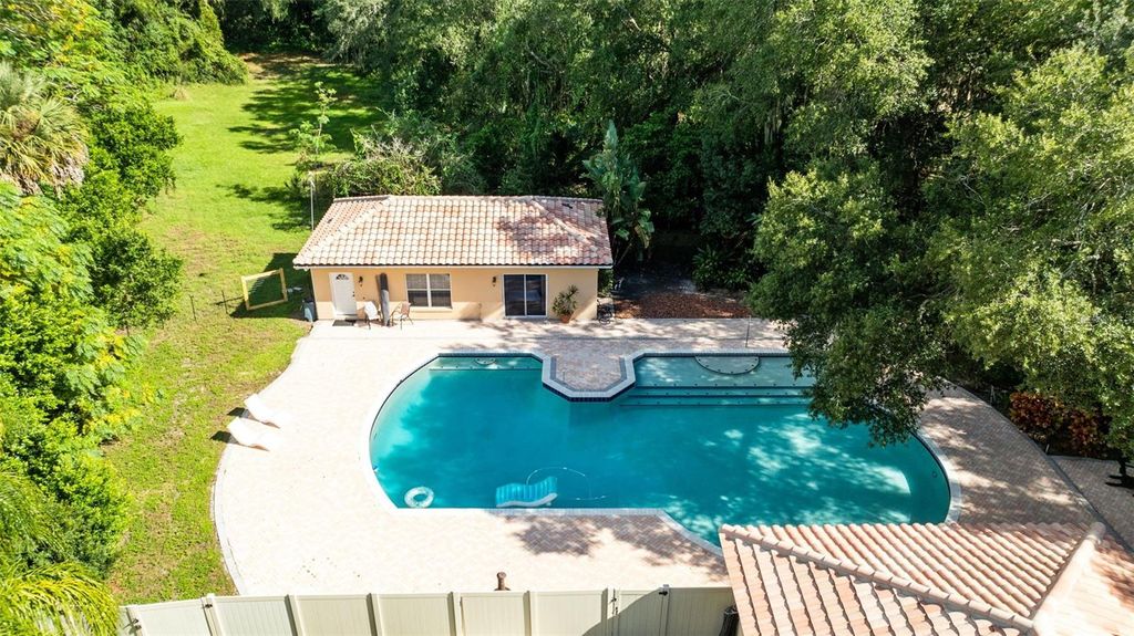 Photo of 1033 Oxford Street, Longwood, FL 32750 (MLS # O6353456)