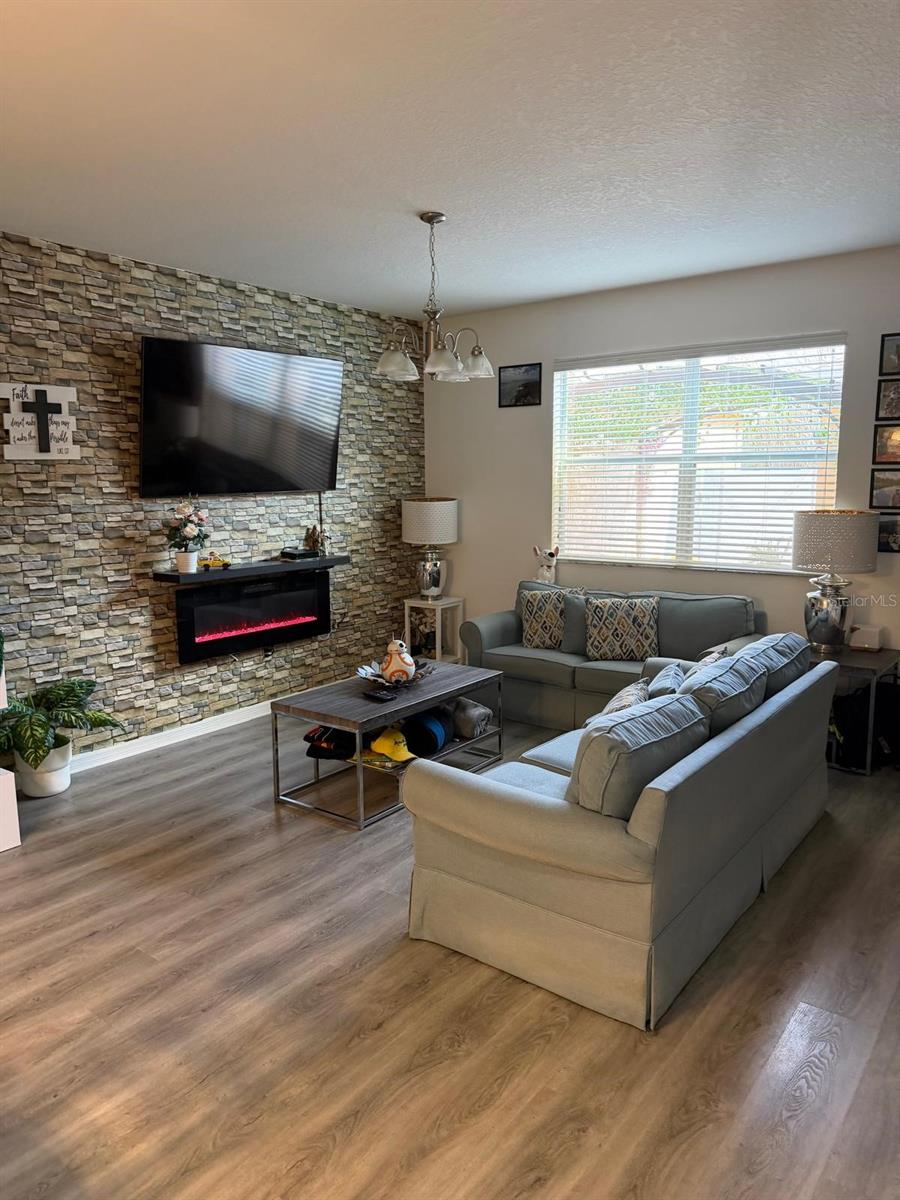 SIGNATURE LAKES PH 02 A B H I J - Residential