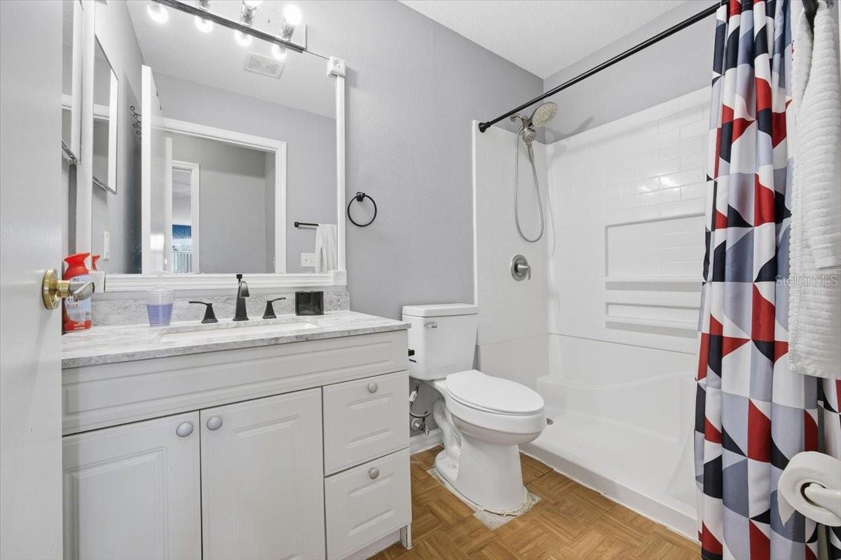 ISLAND CLUB WEST PH 02 - Residential