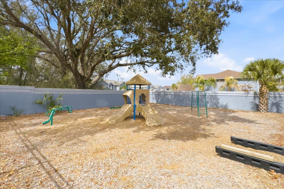 ISLAND CLUB WEST PH 02 - Residential