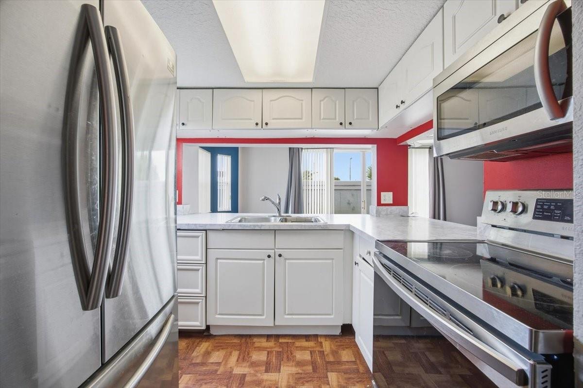 ISLAND CLUB WEST PH 02 - Residential