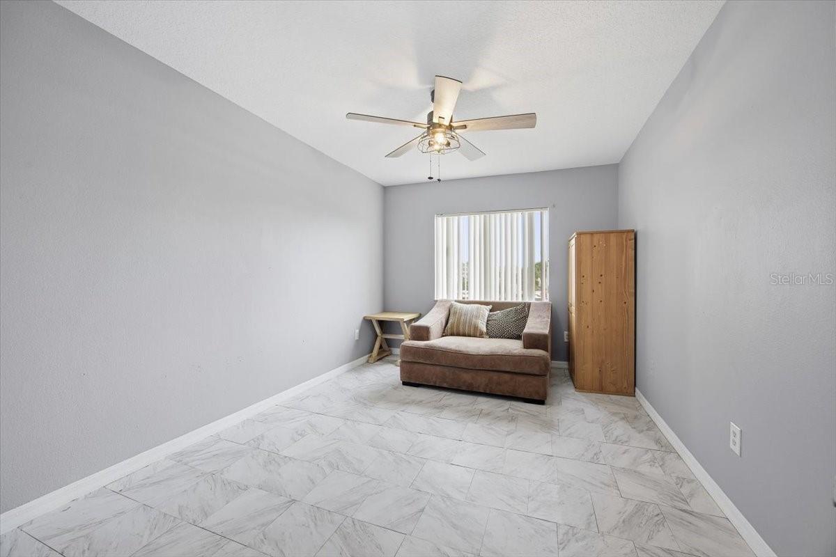 ISLAND CLUB WEST PH 02 - Residential