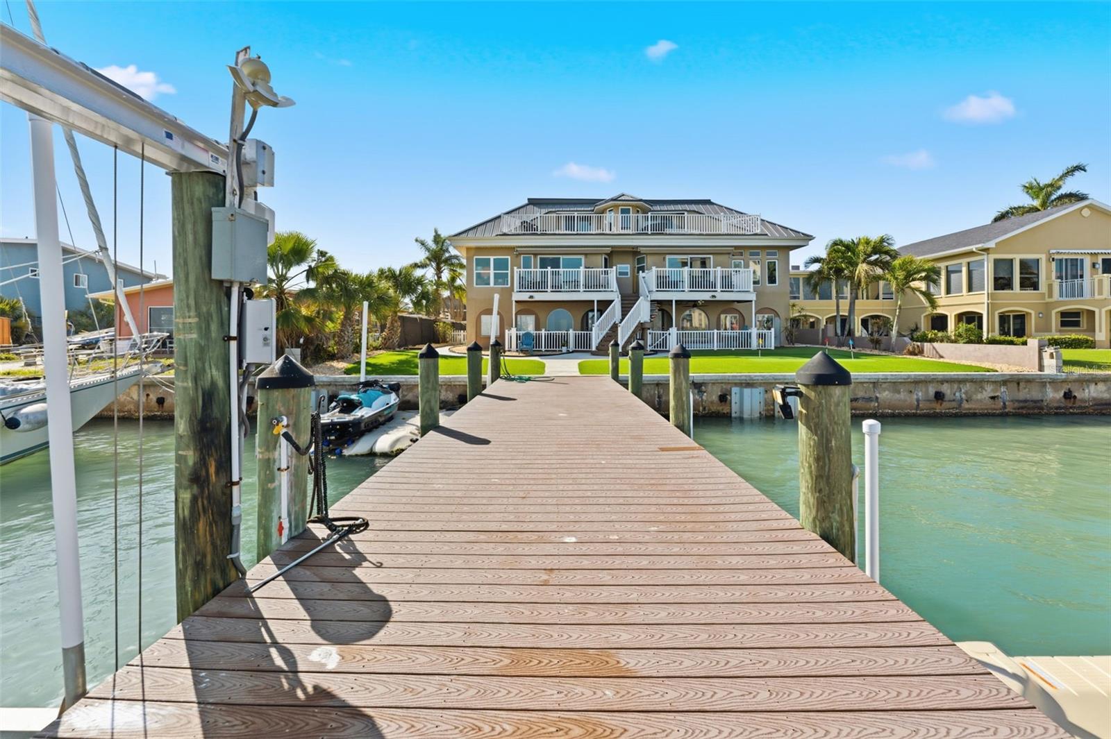 CAPRI LIGHTHOUSE CONDO - Residential