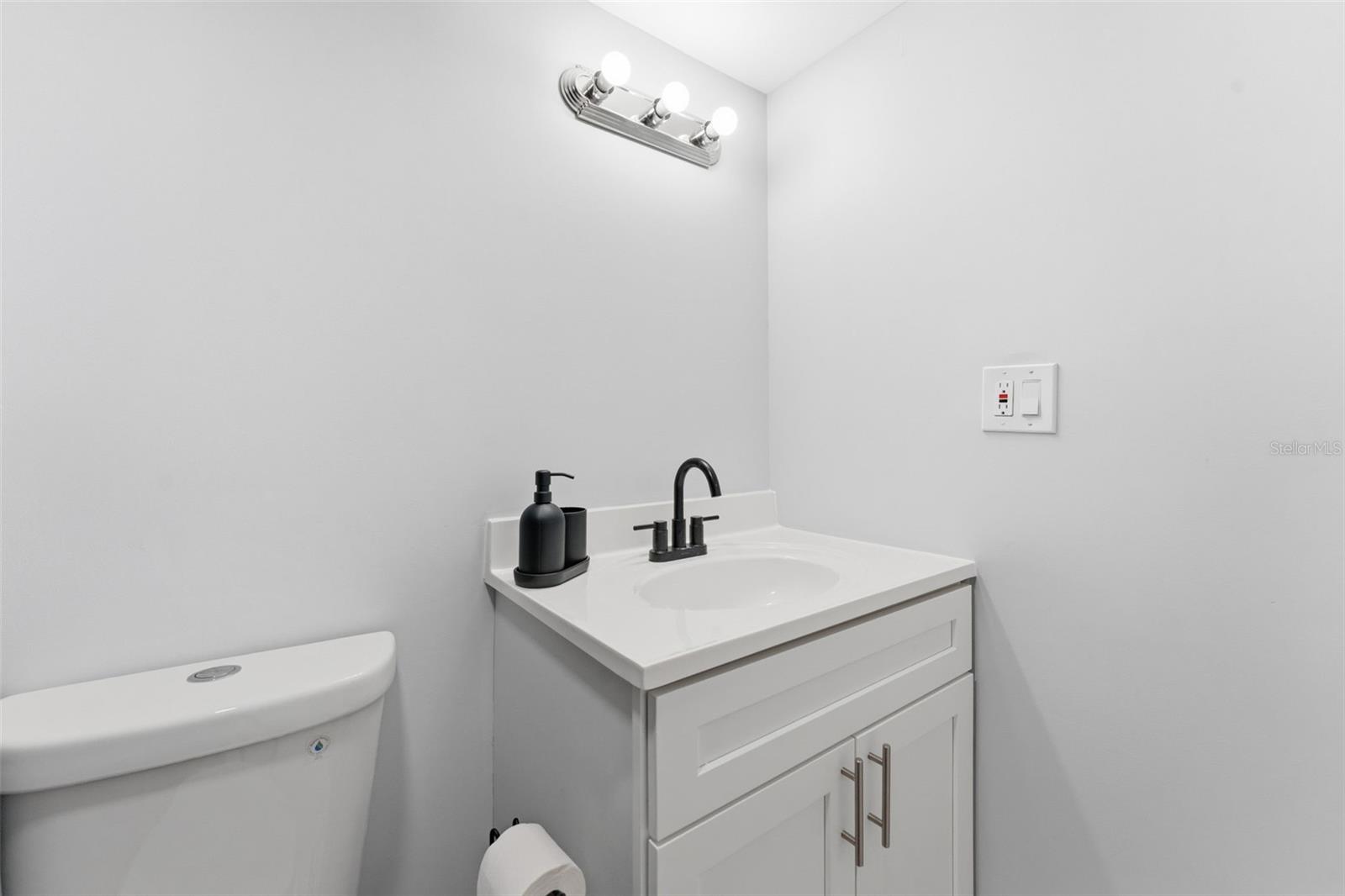 CAPRI LIGHTHOUSE CONDO - Residential