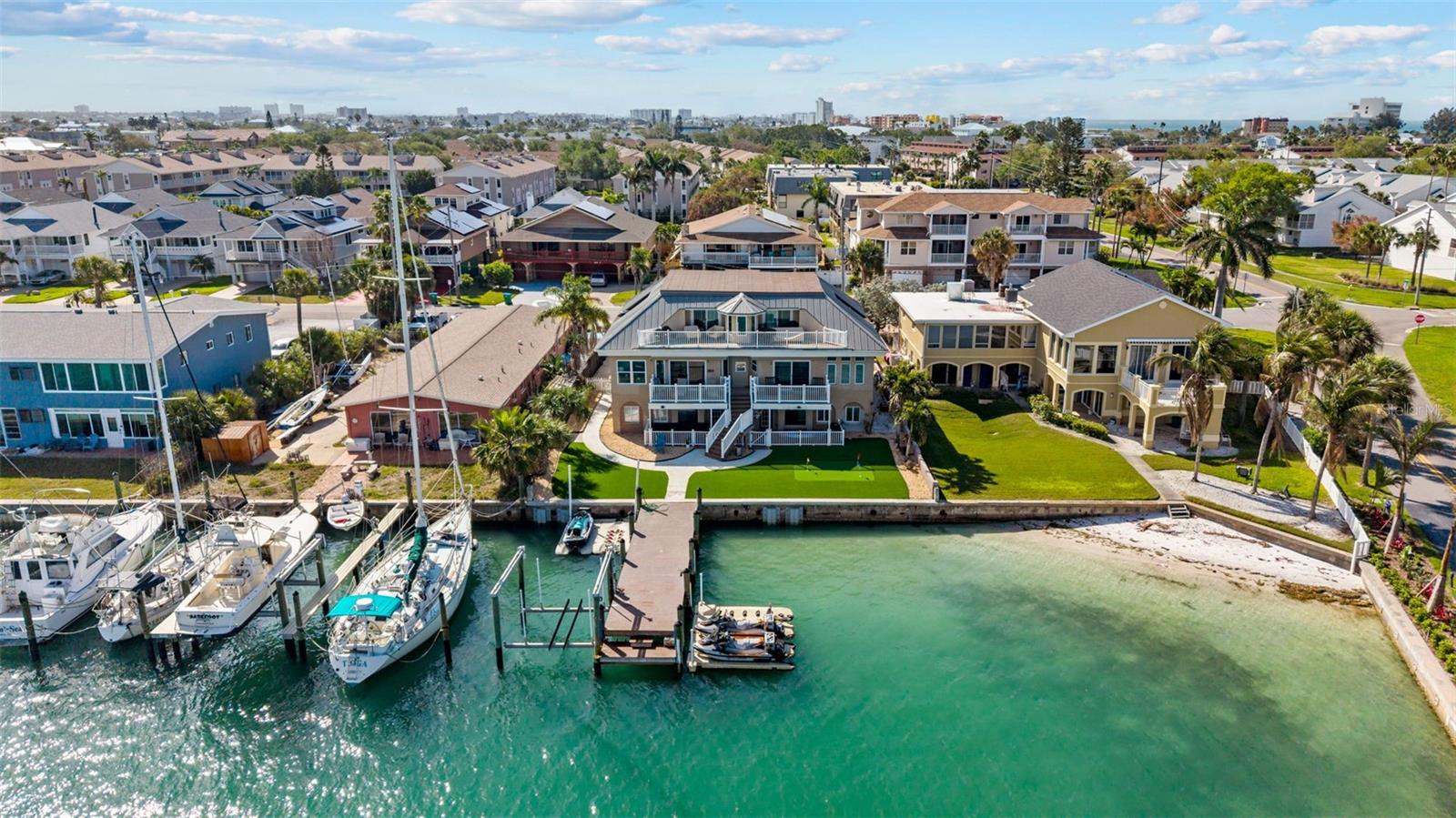 CAPRI LIGHTHOUSE CONDO - Residential