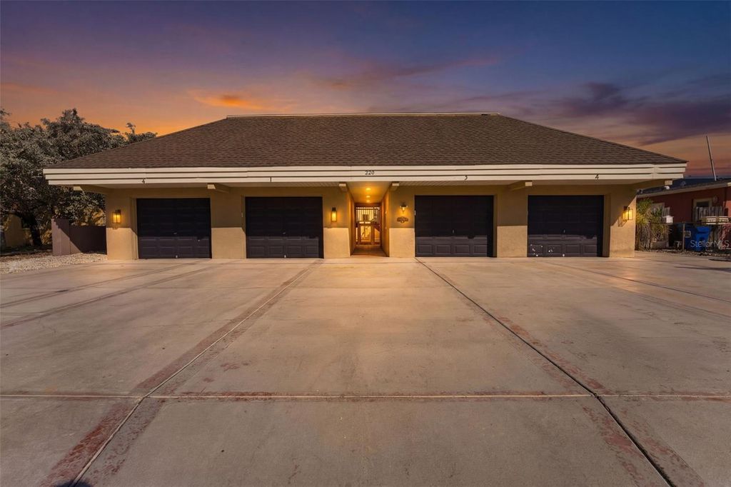 Photo of 220 126th Avenue #1, Treasure Island, FL 33706 (MLS # TB8492558)